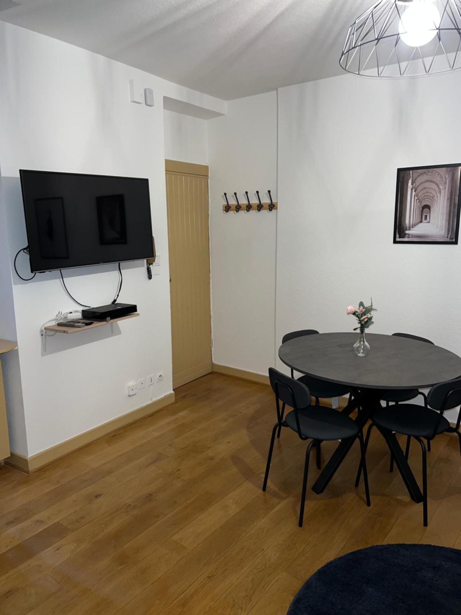 Appartement Dijon Le Zola, Avec Parking Prive Sur Demande Payant Sur Place Bagian luar foto